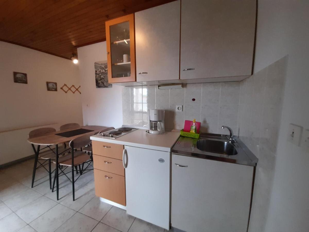 Apartment Tariba Supetarska Draga Esterno foto