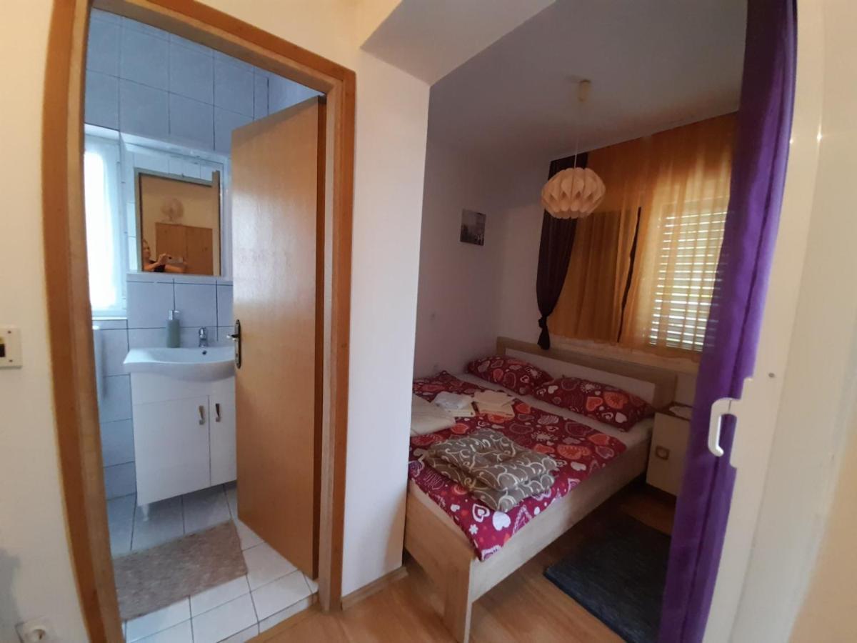 Apartment Tariba Supetarska Draga Esterno foto