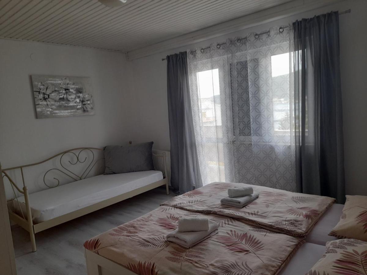 Apartment Tariba Supetarska Draga Esterno foto