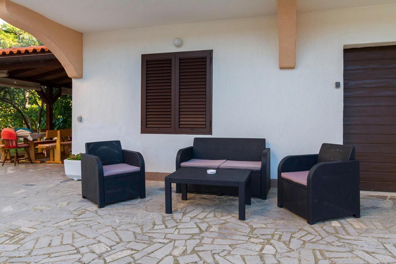 Apartment Tariba Supetarska Draga Esterno foto