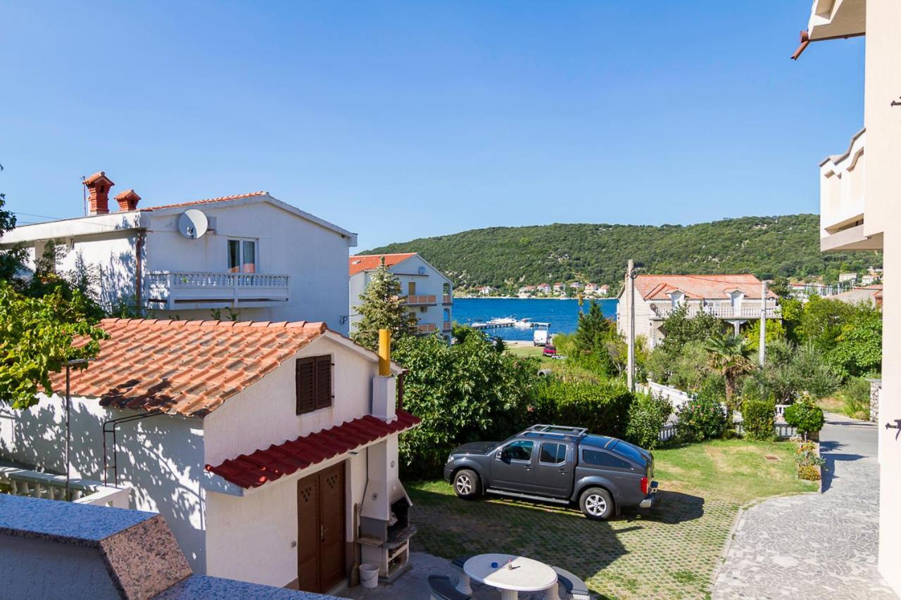 Apartment Tariba Supetarska Draga Esterno foto